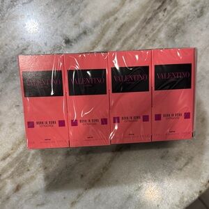 Valentino Pink Born in Roma Extradose Women’s Fragrance Set